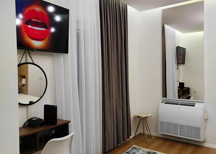 דירה Modern In Center ,balcony With Park & View פוגרדץ
